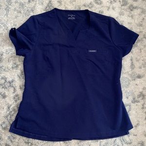 Jaanuu scrub top